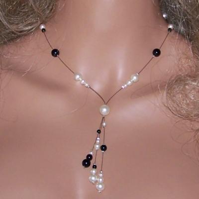 Collier perles nacrée noires et blanches