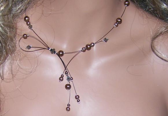 Collier mariage taupe