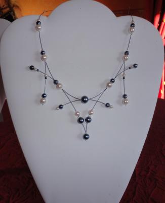Collier mariage perles couleur anthracite et blanche