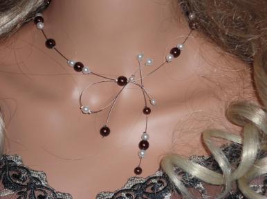 Collier mariage perles nacrées bordeaux