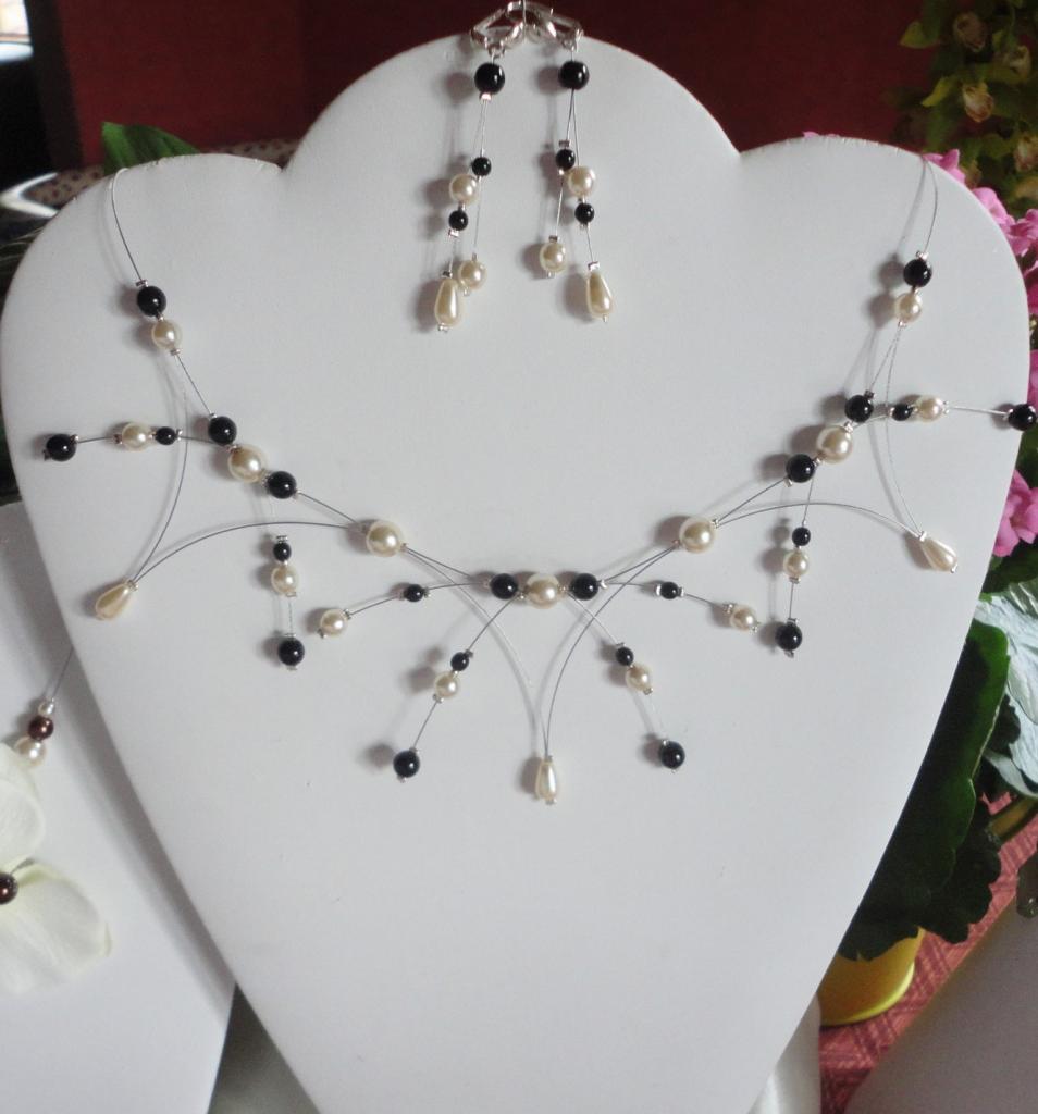 Fil décoratif, collier de perles pour la décoration,  décoration de mariage, ruban de perles, guirlande 2.5m-7390-01