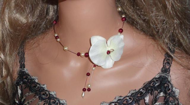 Collier orchidée bordeaux ivoire